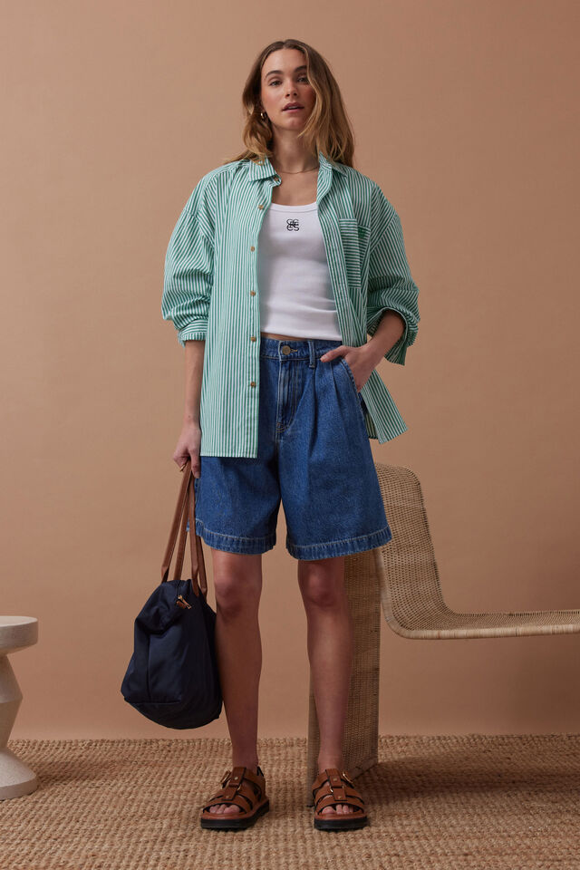 SHORTS SYLVIE LONGLINE PLEAT DENIM - FRESH INDIGO