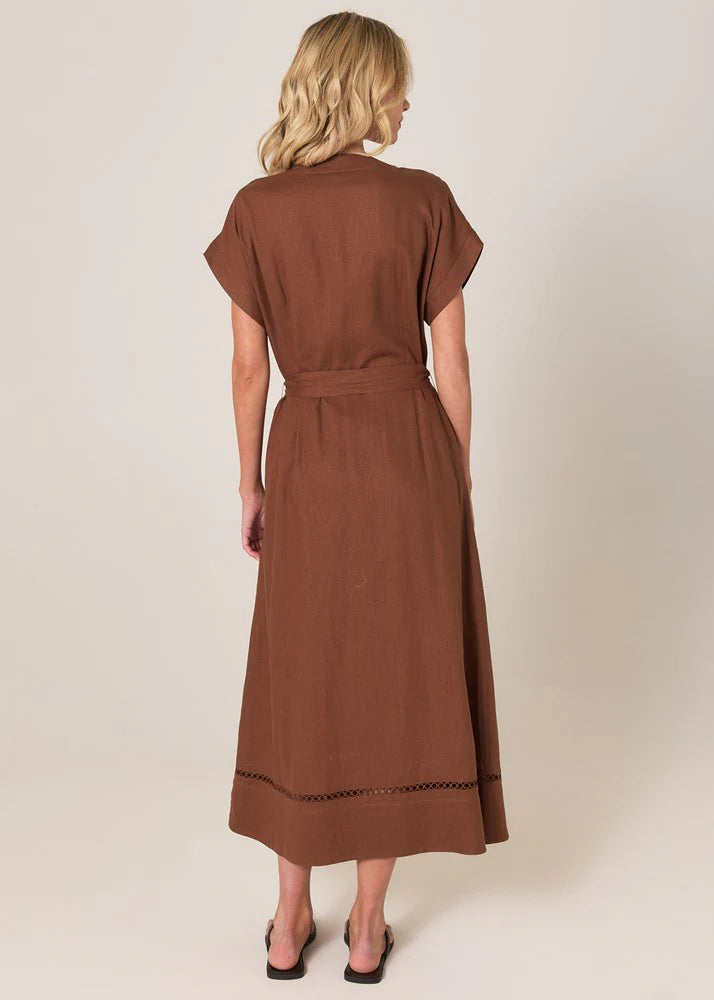 DRESS AVEN EMBROIDERD - CINNAMON