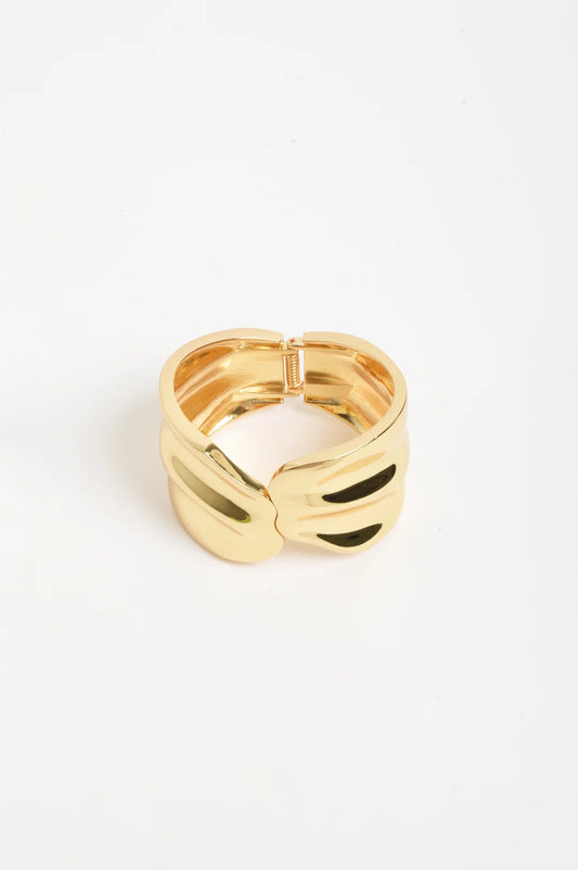 BANGLE HINGED METAL STATEMENT WAVE
