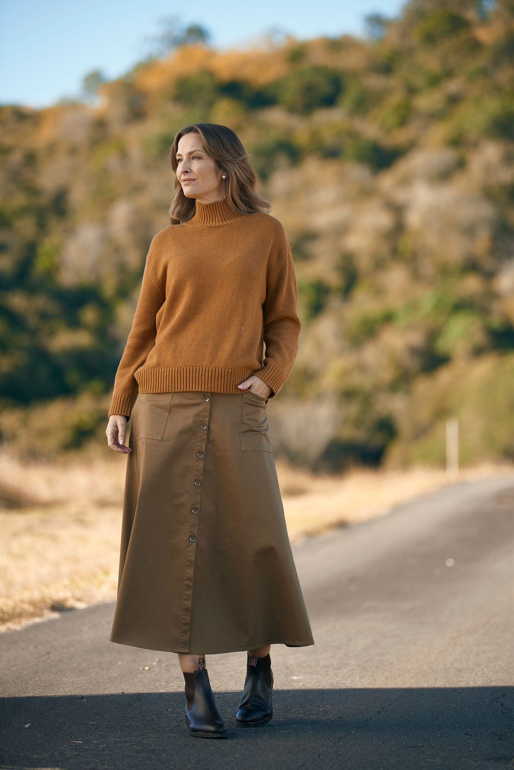 SKIRT BUTTON THROUGH POCKET