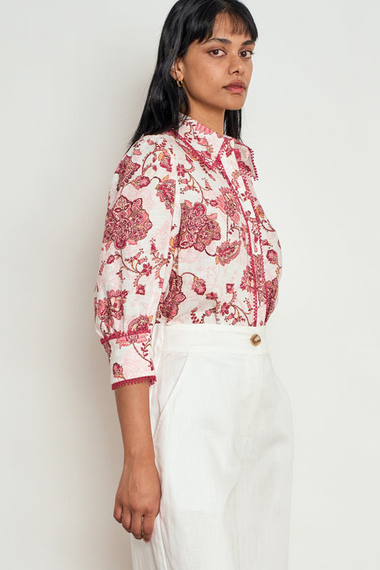 TOP SERENADE - ROSE PAISLEY