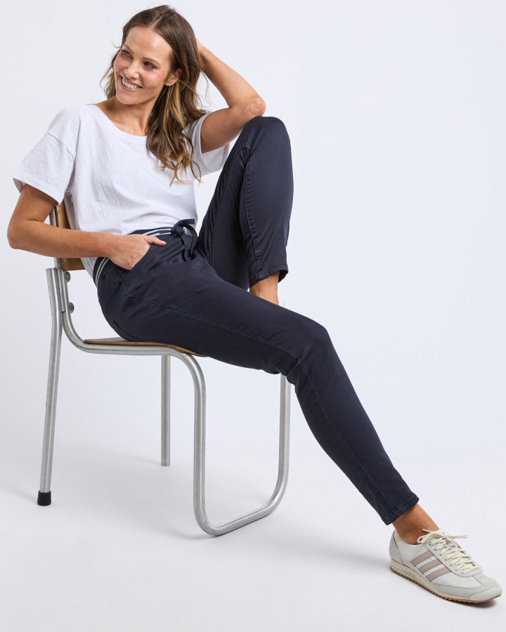 JOGGER SYLVIA - NAVY