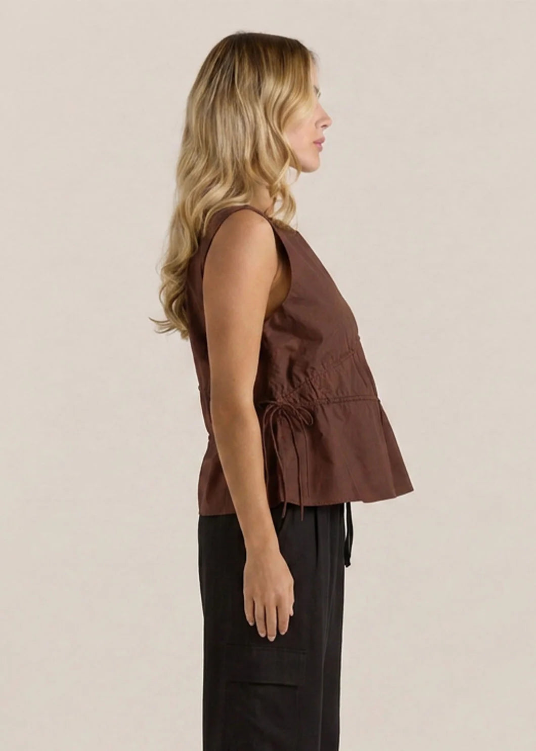 TOP ELIN GATHERED TIE - CHOC