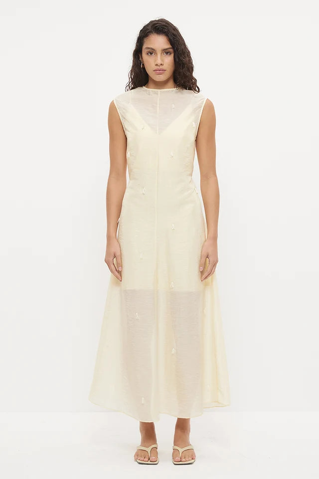 DRESSES ILLUME