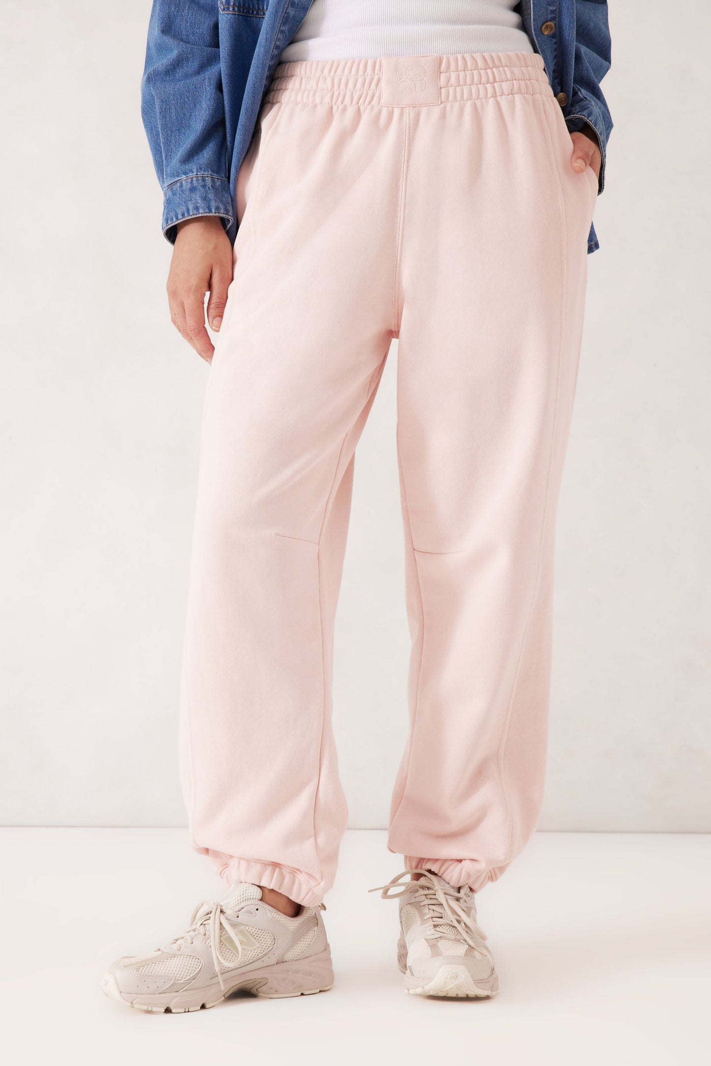 TRACKPANT SEAMED