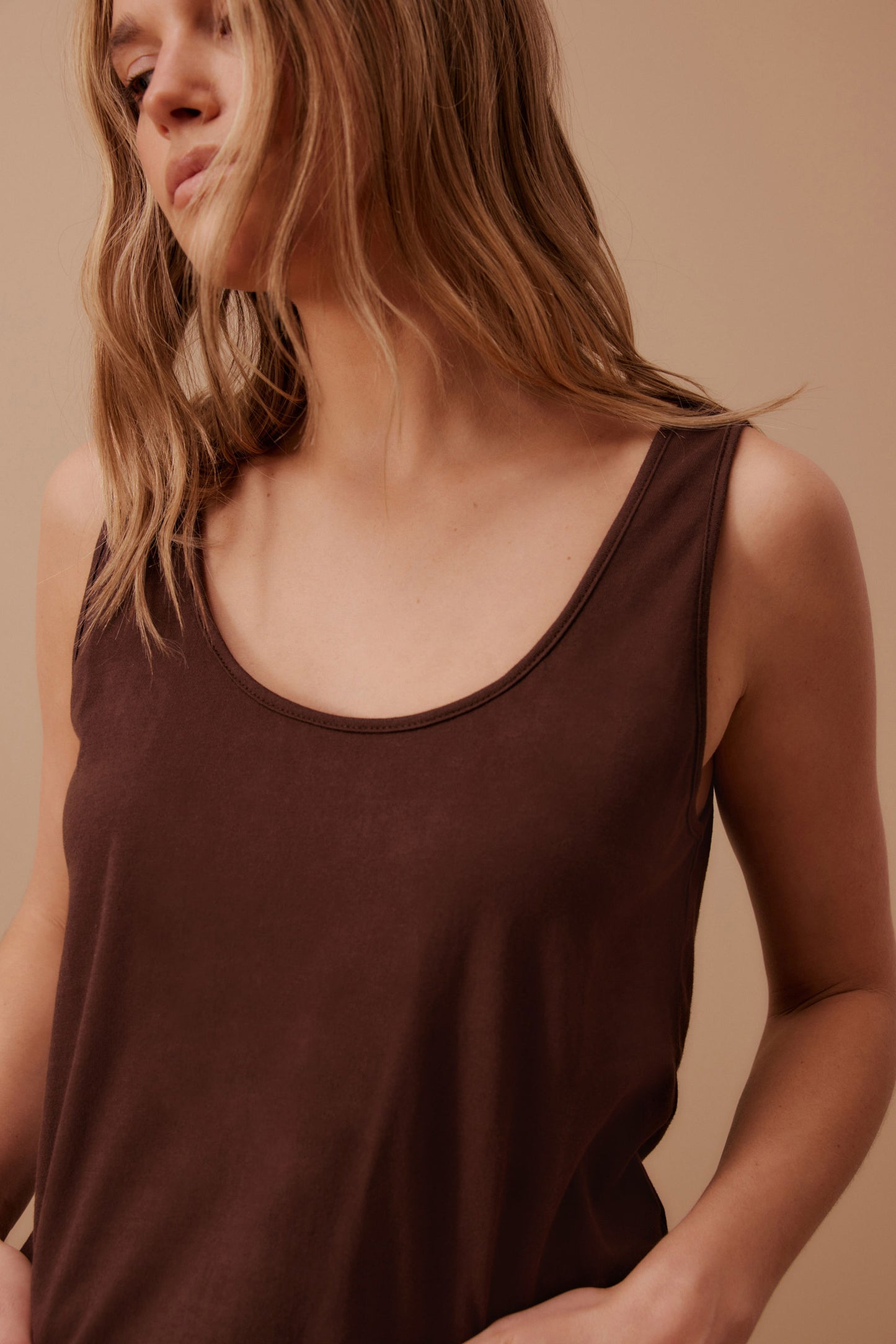 TANK BLOOM SLOUCHY SCOOP - CHOCOLATE