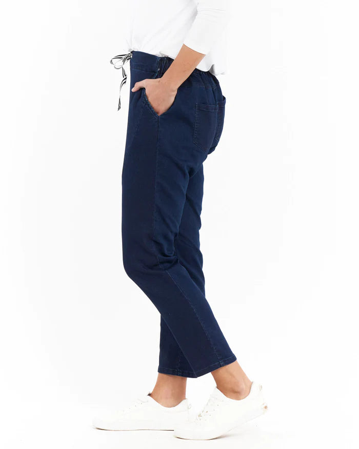 JEAN JOSEPHINE JOGGER