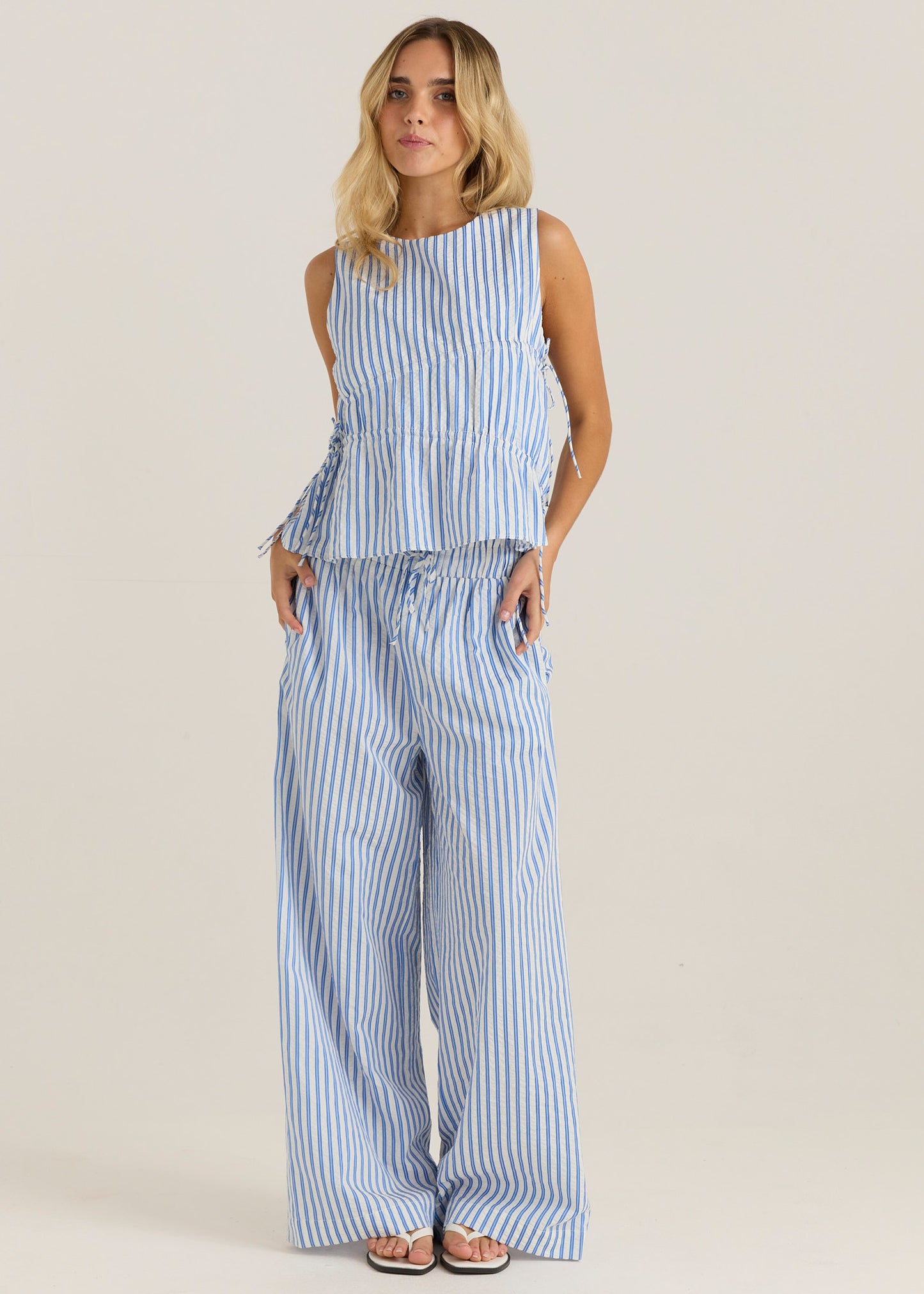 TOP AZIZA GATHERED TIE - BLUE/WHITE STRIPE