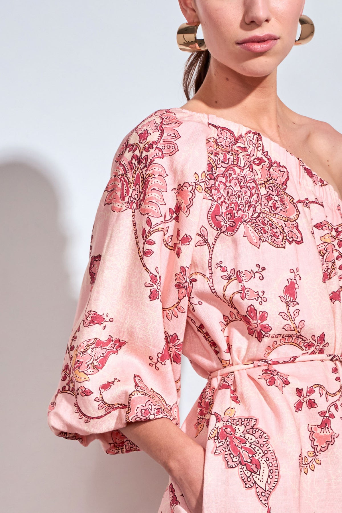 DRESS SILHOUETTE - PEONY PAISLEY