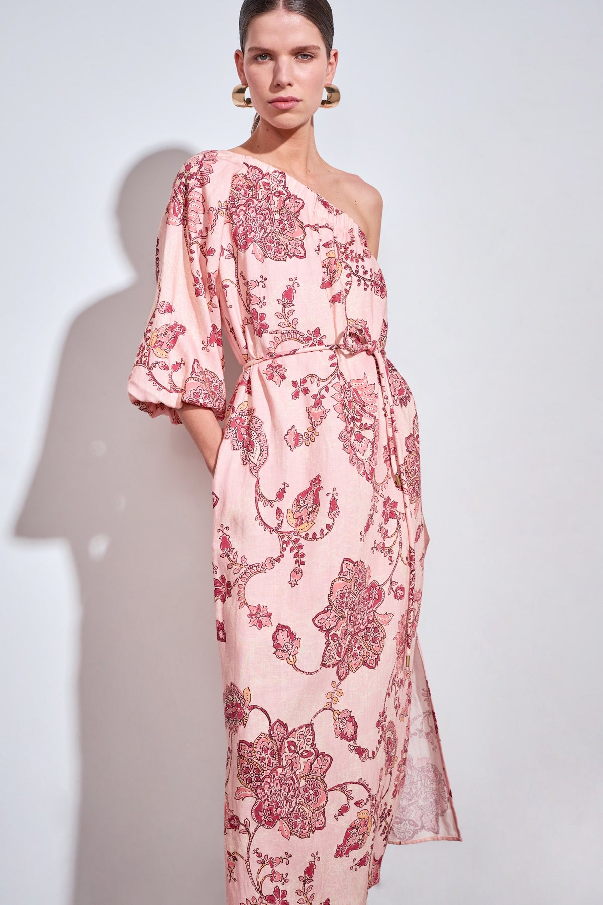 DRESS SILHOUETTE - PEONY PAISLEY