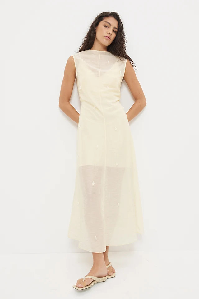 DRESSES ILLUME