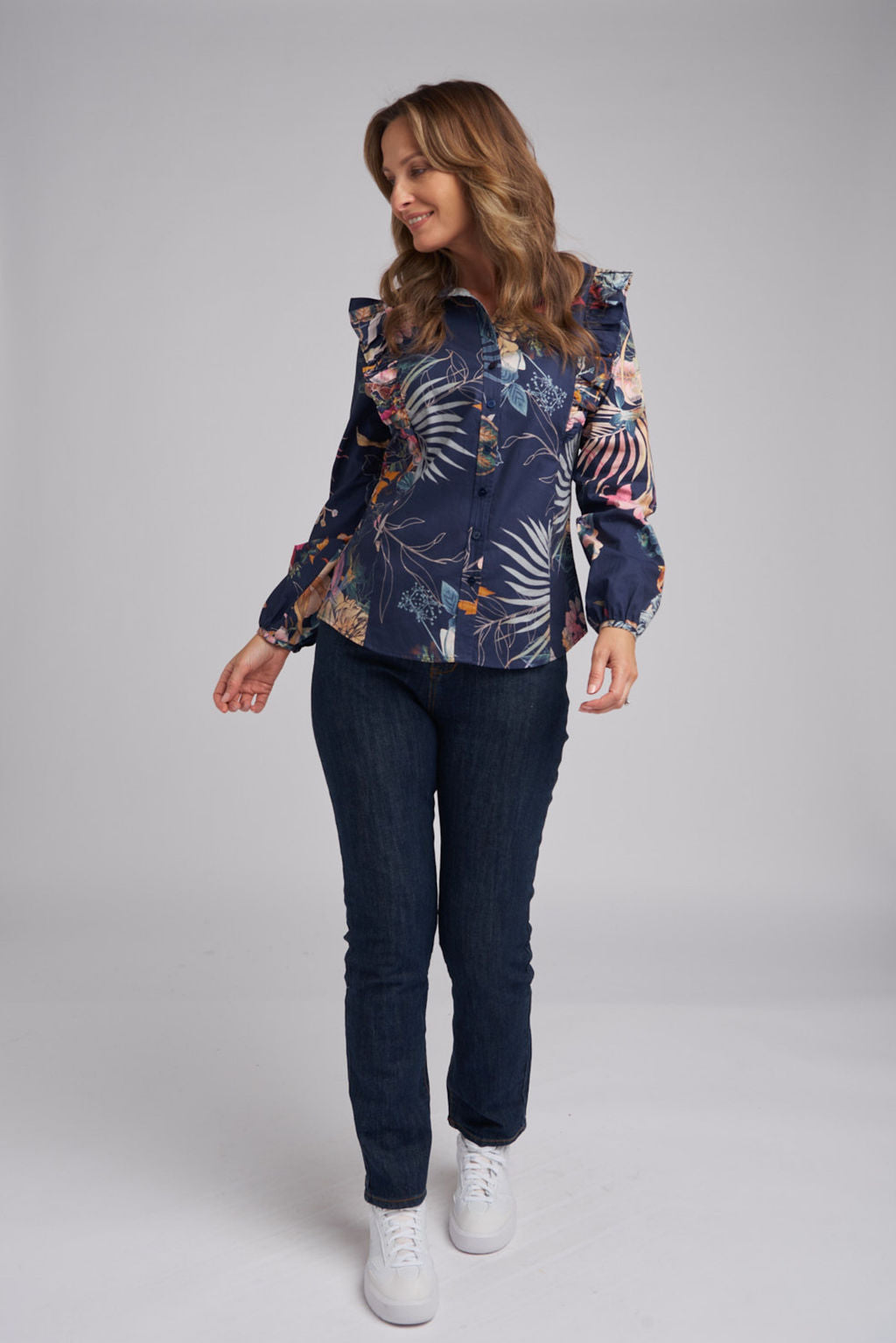 SHIRT CLASSIC FRILL SHOULDER