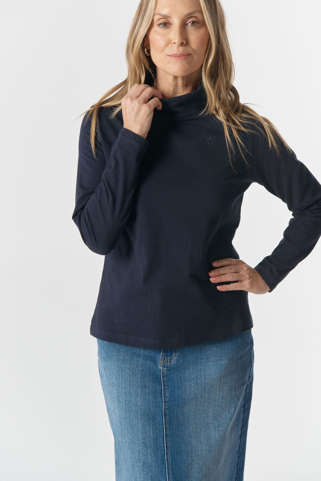 TOP THE TRADITIONAL COTTON SKIVVY - NAVY