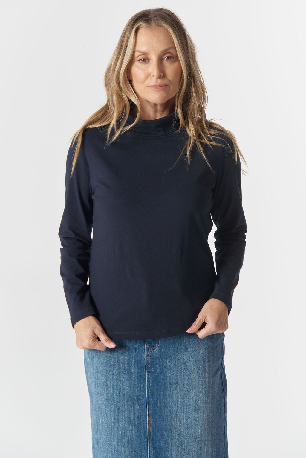 TOP THE TRADITIONAL COTTON SKIVVY - NAVY