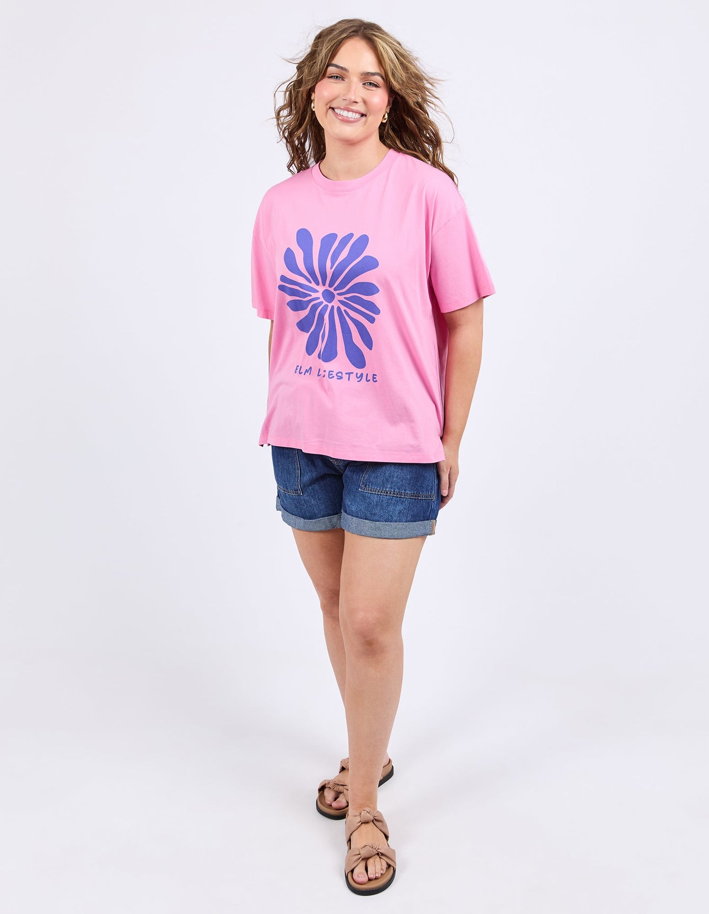 TEE CAMELIA