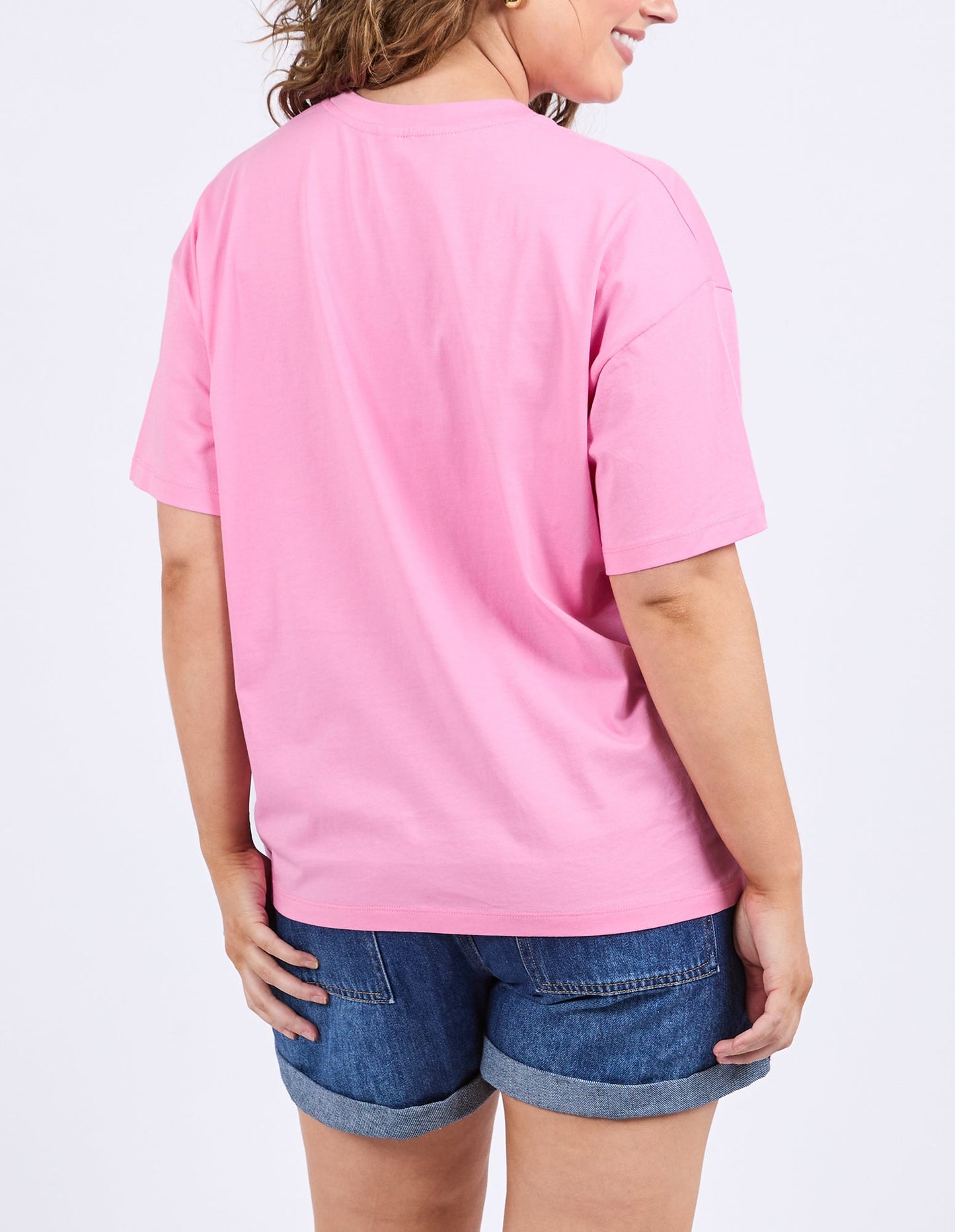 TEE CAMELIA
