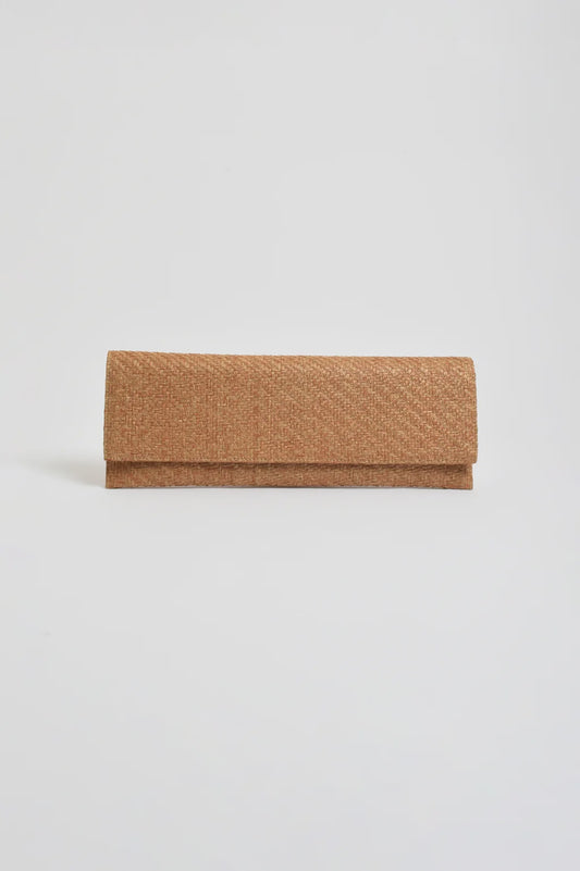 BAG LONG WOVEN FOLD OVER CLUTCH - TAN