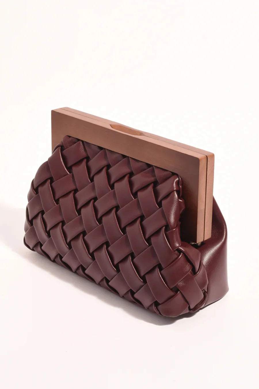 CLUTCH VIVIENNE WEAVE TIMBER FRAME - BURGUNDY