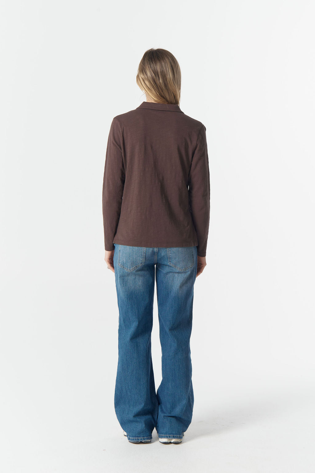 TOP THE COLLARED HENLEY