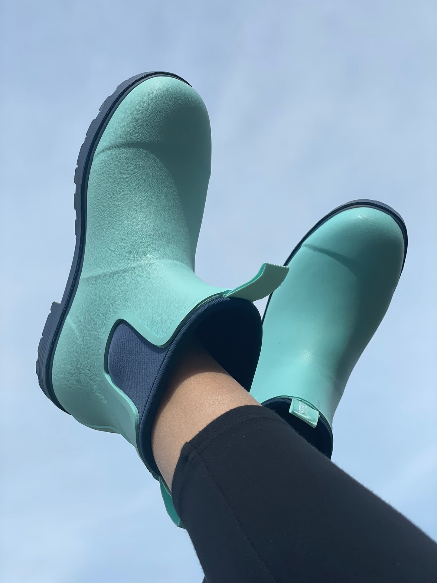 BOOT OUTNABOUT