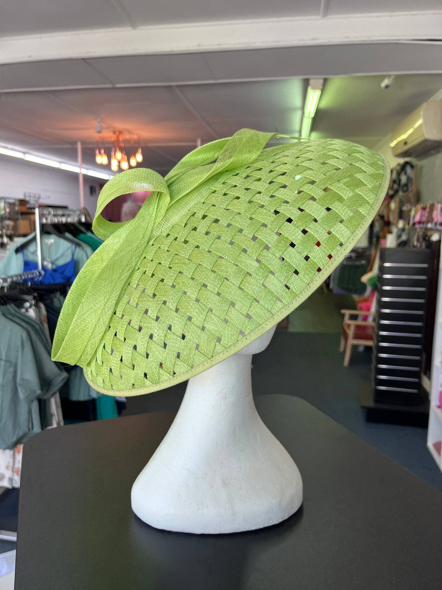 FASCINATOR PHEBE