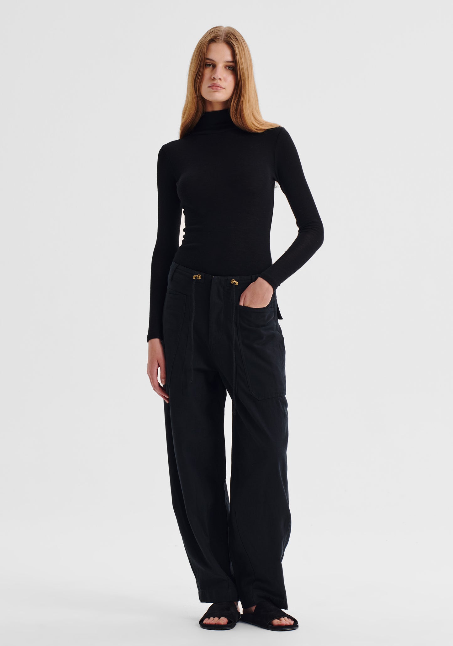 TOP MORRI MERINO HIGH NECK
