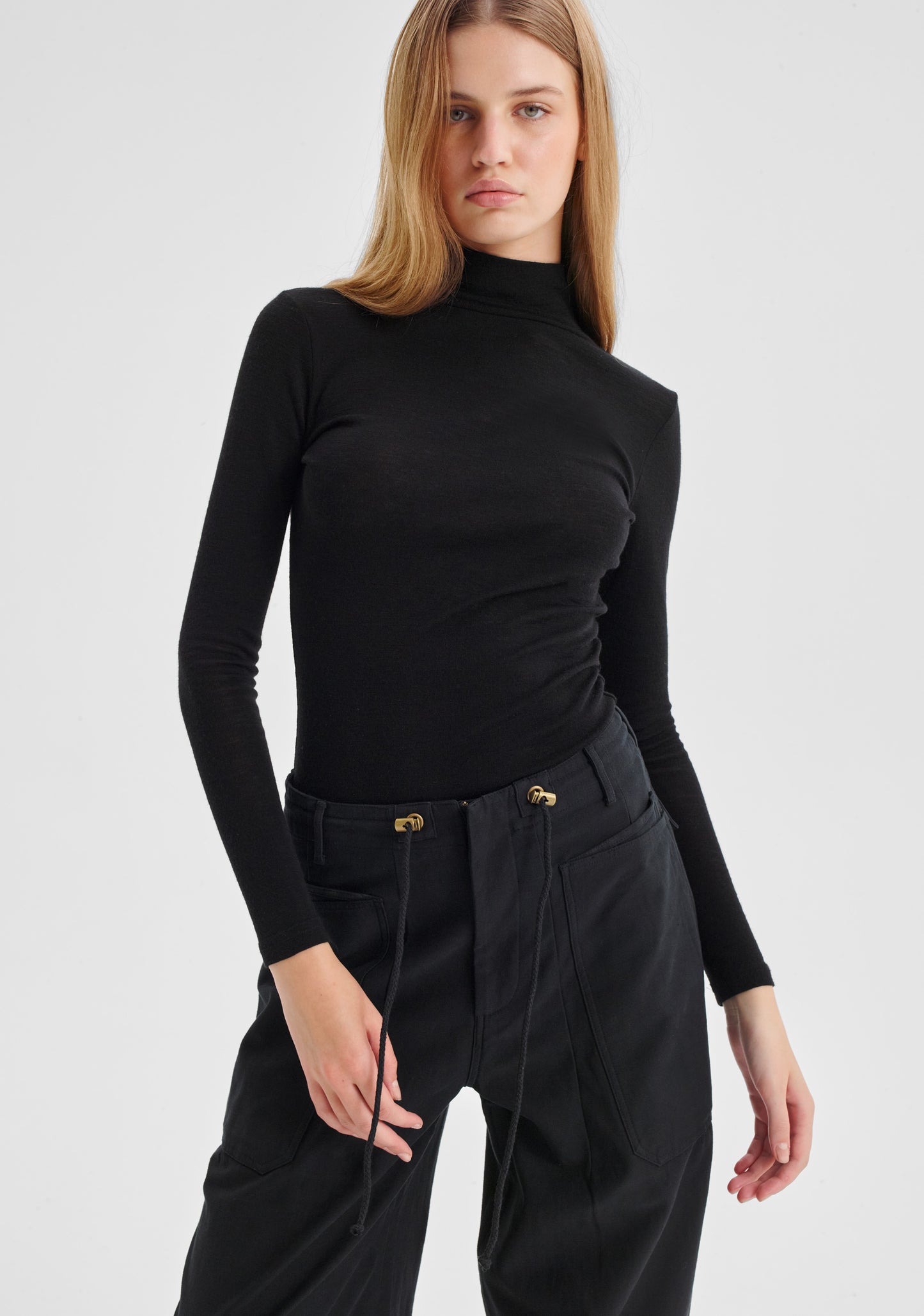 TOP MORRI MERINO HIGH NECK