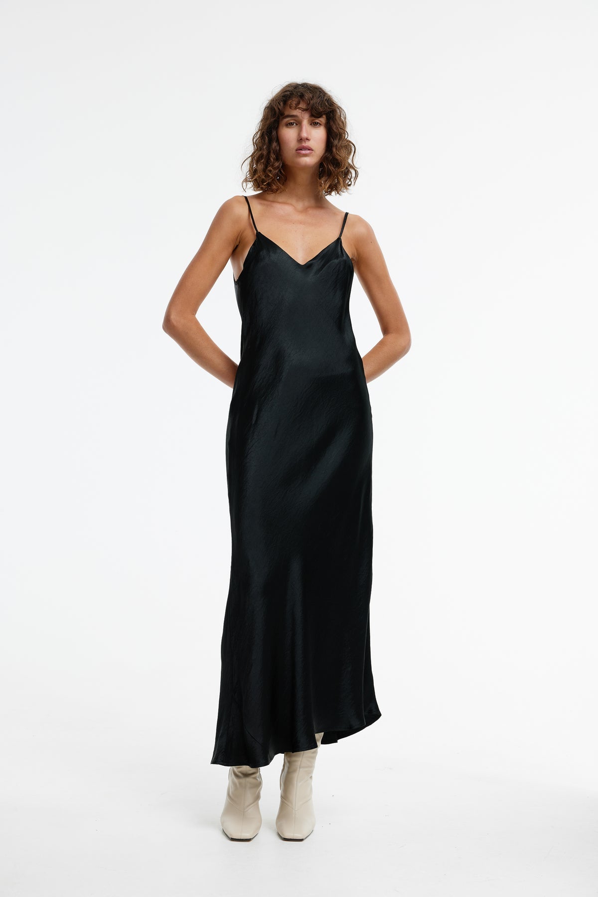 DRESS ROU SLIP