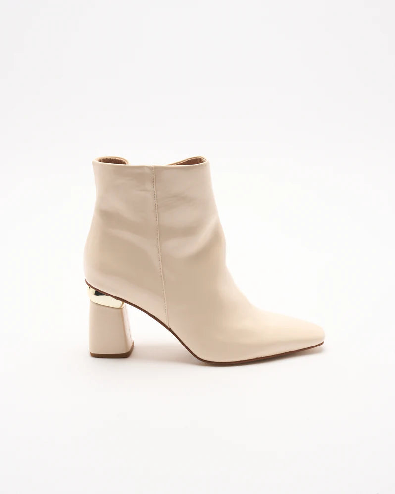 BOOT SAMARA