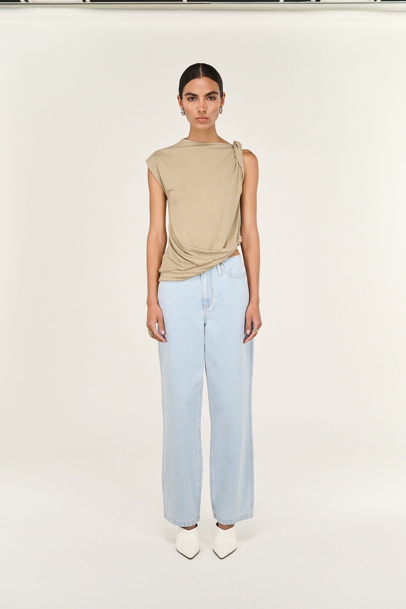 JEANS ANOUK MID RISE - LIGHT WASH