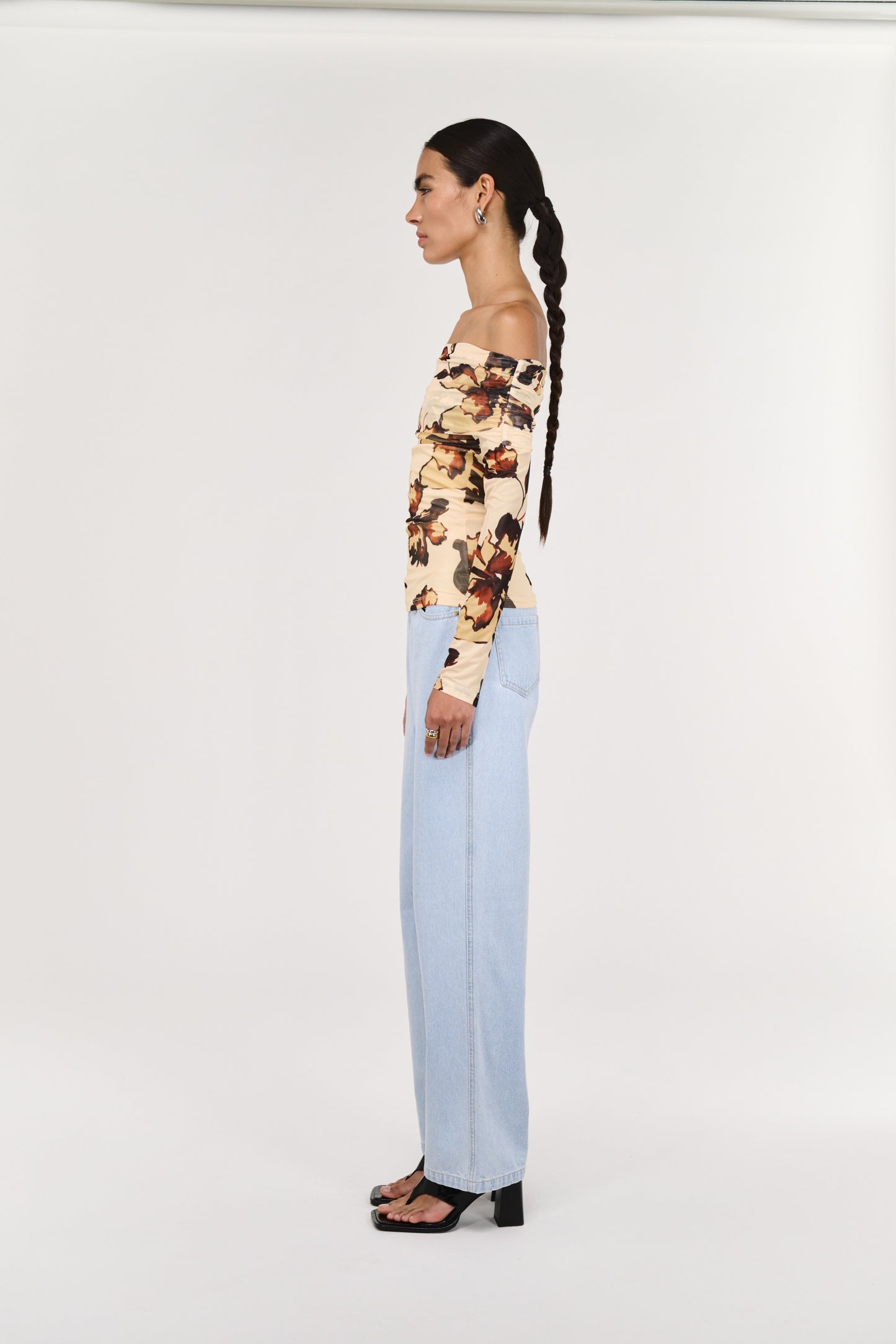 TOP ROMY OFF SHOULDER MESH - ABSTRACT FLORAL