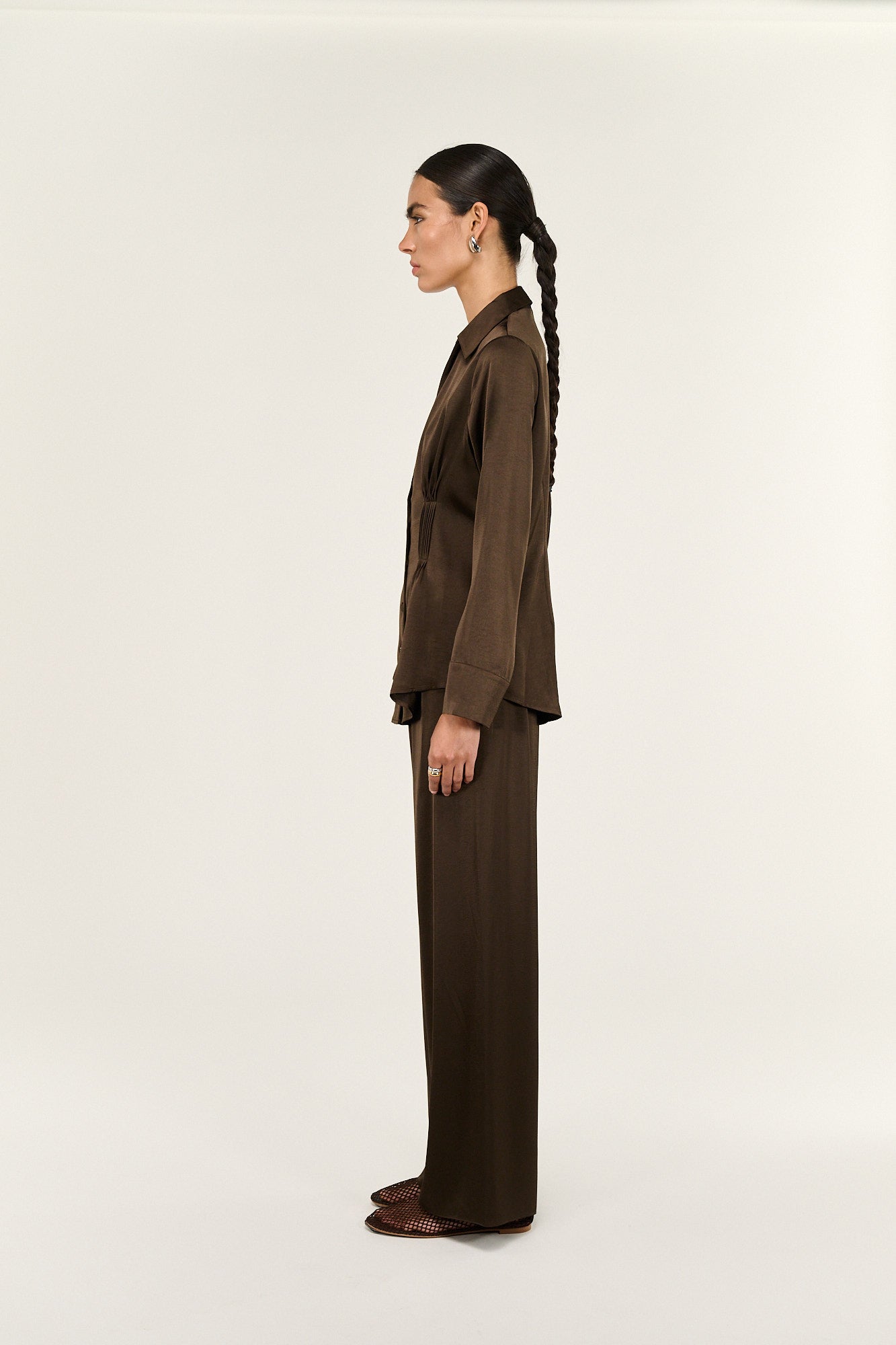 SHIRT SOLACE PINTUCK CINCHED WAIST - CHOCOLATE