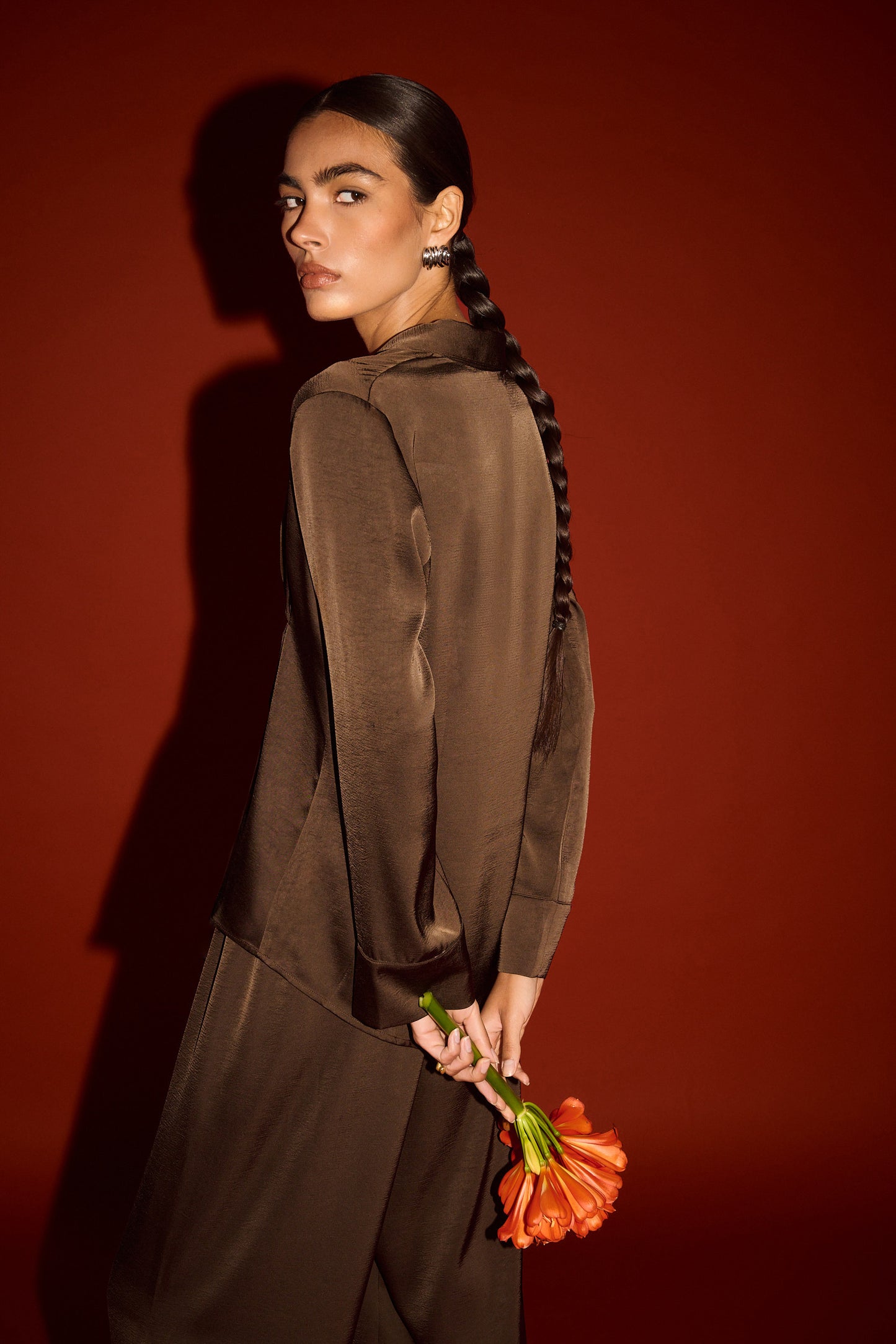 SHIRT SOLACE PINTUCK CINCHED WAIST - CHOCOLATE