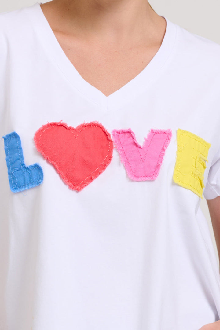 TEE V-NECK APPLIQUE LOVE - WHITE/MULTI