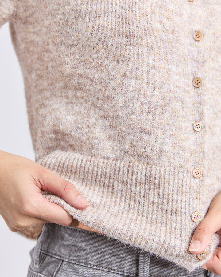 KNIT BUTTON FERNIE