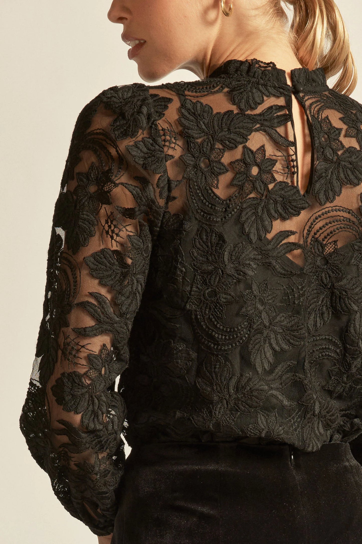 TOP GLINT - BLACK