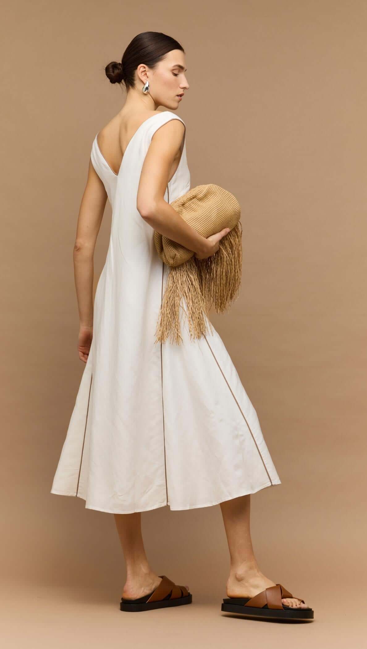 DRESS NYLA MIDI - WHITE/LATTE