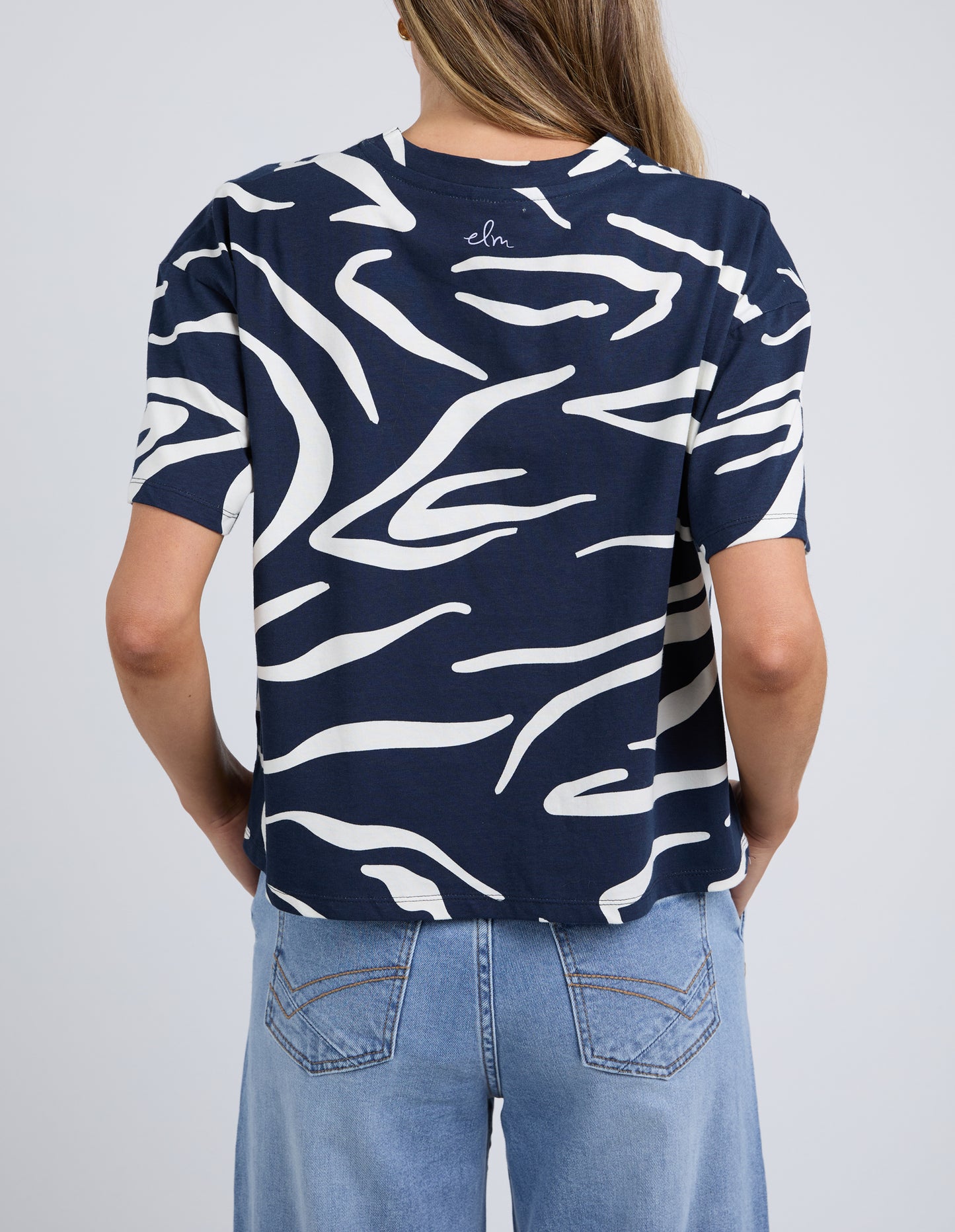 TEE ZURI