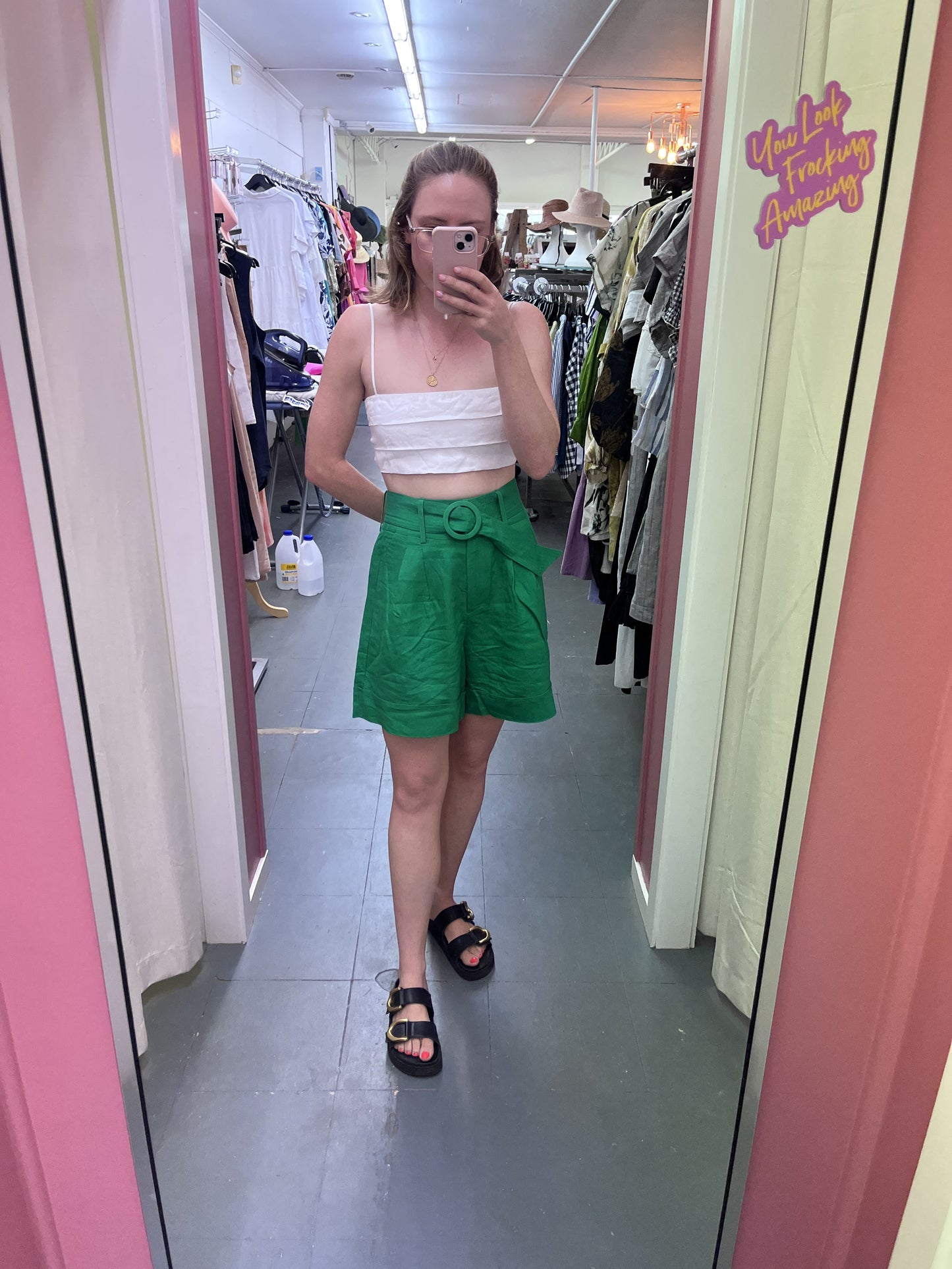 SHORT BELTED